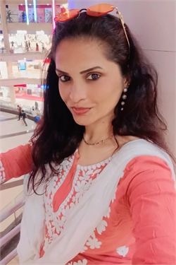 Poonam - Part time Cook and Baby Sitter in Ulhasnagar 4 in Ulhasnagar