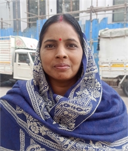 Poonam - Part time Cleaner and Cook in Anand Vihar in Delhi