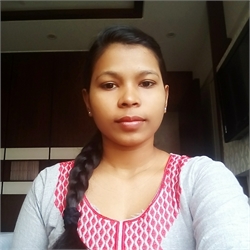 Poonam Kujur - Full time Baby Sitter in varsova in Mumbai