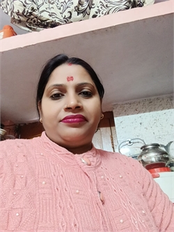 Poonam Sharma - Part time Baby Sitter in A block park Sultanpuri, in New Delhi