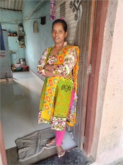 poonam xalxo - Full time Cleaner and Cook and Baby Sitter in malad west in Mumbai