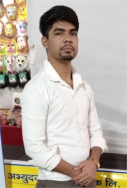 Pramod Kumar - Full time Cleaner and Cook and Patient Care and Elderly Care in Grand road in Mumbai