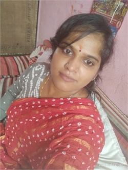 Pravina Ajay More - Part time Cook in Juhu in Mumbai