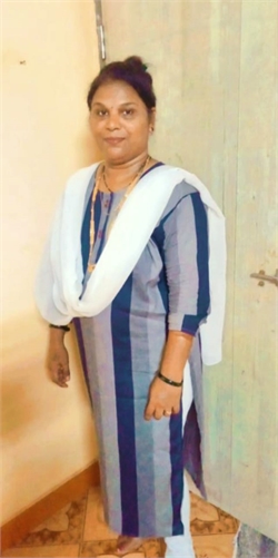 Preeti Dalvi - Full time Cleaner and Cook and Patient Care and Elderly Care in Santacruz in Mumbai