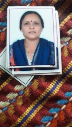 Priya Dayanand Parab - Part time Cleaner and Cook and Baby Sitter in Andheri east in Mumbai