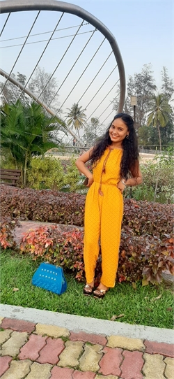 priyabka singh - Full time Cleaner and Cook and Baby Sitter in andheri west in Mumbai