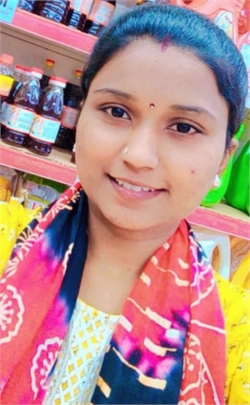 Punam Rajguru - Part time Baby Sitter in Sanket vihar colony in Pune