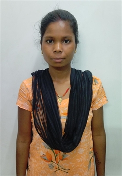 Pushpa Kumari - Full time Cleaner and Cook in Malad in Mumbai