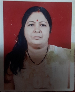 Puspa Raju Sab Pal - Part time Baby Sitter in Dahisar East in Mumbai