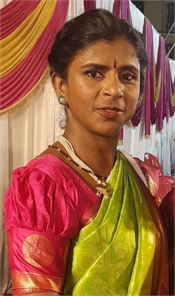 Radha Suresh Kunchkurve - Part time Cleaner and Cook in Santacruz East in Mumbai
