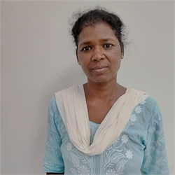 Rajni ekka - Full time Cook and Baby Sitter in malad west in Mumbai
