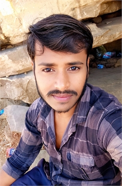 Rajni Kushwaha - Part time Baby Sitter in Garam Sadak, Azad Nagar, in Gwalior