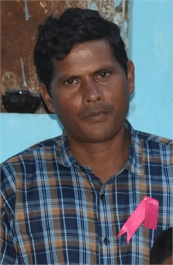 Ramdhani Lohra - Full time Cleaner in khar road in Mumbai