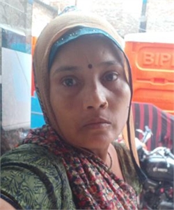Ramkali - Part time Cleaner in Anand Vihar in Delhi