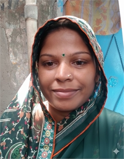 Ranjana Devi - Part time Cleaner and Cook in Daya Basti in Delhi