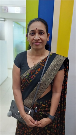Ratna Prakash Ahire - Full time Cook in Kandivali east in Mumbai