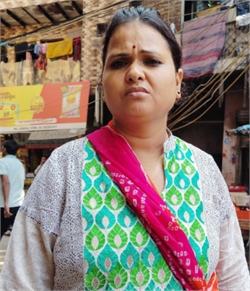 Reena - Part time Cook and Baby Sitter in Karkardooma in Delhi