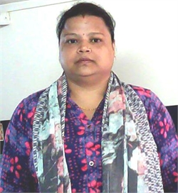Reena Anand Chourasia - Part time Cleaner and Cook and Baby Sitter in Malad West in Mumbai
