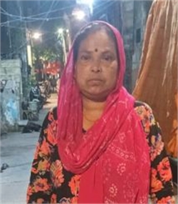 Reeta - Part time Cleaner and Cook in Holambi Kalan in Delhi