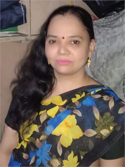 Reeta Nandlal Dube - Part time Cleaner and Cook in Mahalaxmi in Mumbai