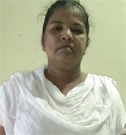 Rekha Dinesh Shinde - Part time Cleaner and Cook in marine line in Mumbai
