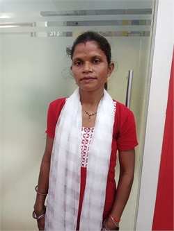 Renu devi - Full time Cleaner and Cook and Baby Sitter in Malad East in Mumbai