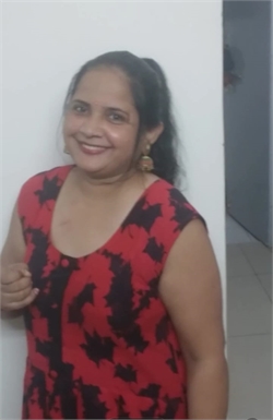 Renu Tripathi - Part time Baby Sitter in Vadsar - Kalol Road, in Ahmedabad