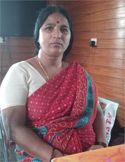 Renuka - Full time Cleaner and Baby Sitter in Peenya 2nd Stage in Bangalore Bengaluru