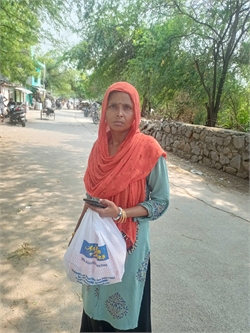 Resma - Part time Cleaner and Cook in Rangpuri Pahari in Delhi
