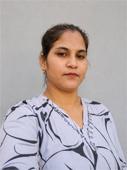 rihana khatoon - Part time Cleaner and Cook in Rahatani in Pune