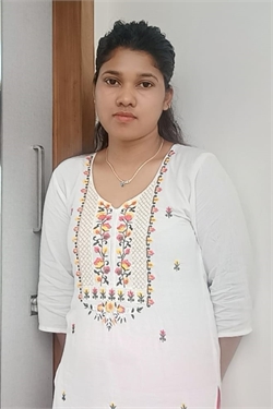 Rubi Toppo - Full time Baby Sitter in Mahalakshmi in Mumbai