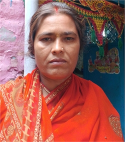 Rukmani - Part time Cleaner and Cook in Daya basti in Delhi