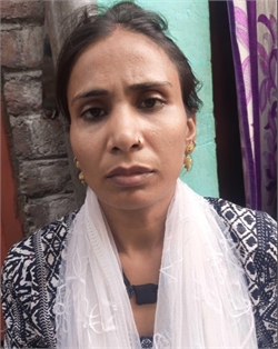 Rukshana - Part time Baby Sitter in Laxmi Nagar in Delhi