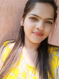 Vrushali Ramesh Saladur - Full time Cleaner and Baby Sitter in Diva East in Thane