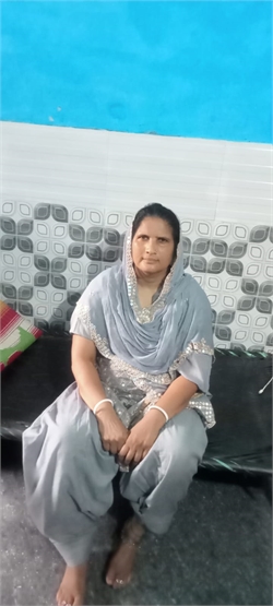 Sahnaz - Part time Baby Sitter in Holambi Kalan, in Delhi