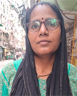 Sandhya - Part time Cleaner and Cook in Gandhi Nagar in Delhi
