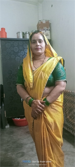 Sangeeta - Part time Baby Sitter in Noida, Ghaziabad, in Delhi