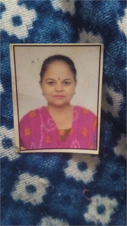 Sangeeta - Part time Baby Sitter in Harsh Vihar, Mandoli in Delhi