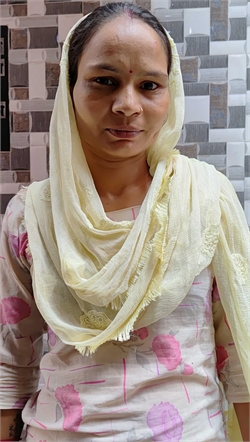 Sangeeta devi - Part time Cleaner in Kichidi pura in Delhi