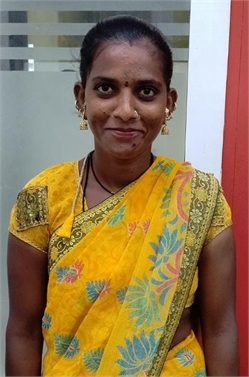 Sangeeta  vajpei - Full time Cleaner and Cook and Baby Sitter in malad west in Mumbai