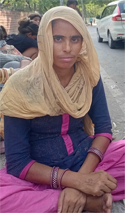 sangita - Part time Cleaner in r k puram sector 7 in Delhi