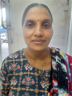 Sanjivani Dalvi - Part time Cook and Baby Sitter in Goreagon East in Mumbai