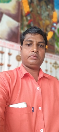 Santosh chaudhary - Full time Cleaner in Walkeshwar , in Mumbai