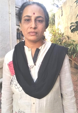 Sarla Dinesh Ghuge - Part time Cleaner and Cook in Tardeo in Mumbai