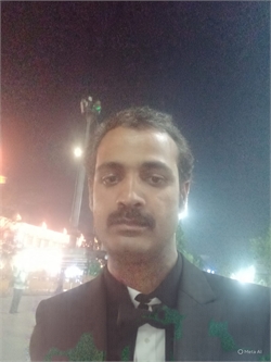 Satish tiwari - Full time Cleaner in District & Sessions Court in Varanasi
