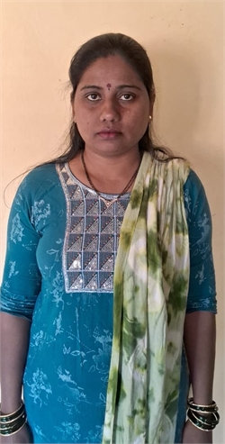 Savita Mukesh Shedge - Full time Baby Sitter in Satara in Satara