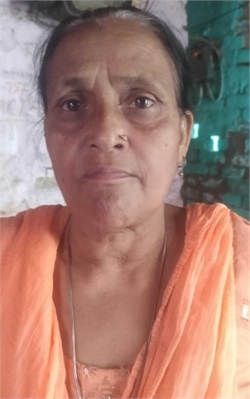 Savitri - Part time Baby Sitter in Indira Camp in Delhi
