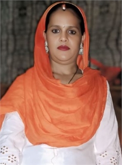 Savitri Devi - Part time Cleaner and Baby Sitter in Lal Bagh Jhuggi in Delhi