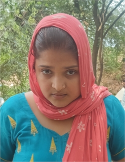 Seema - Part time Cleaner and Cook in Rangpuri Pahari in Delhi