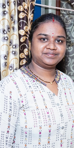 Seema Anil Sagale - Part time Cleaner and Patient Care and Elderly Care and Baby Sitter in Goregaon East in Mumbai